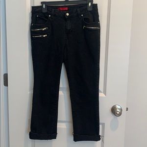 Jennifer Lopez Black Capri’s